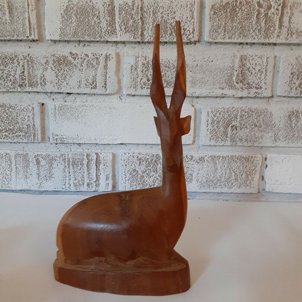 Hand Carved Wooden Antelope,Cabin,Hunting Lodge,Masculine